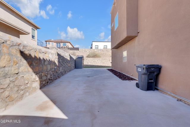 468 EMERALD BLUFF Drive, Horizon City, TX 79928