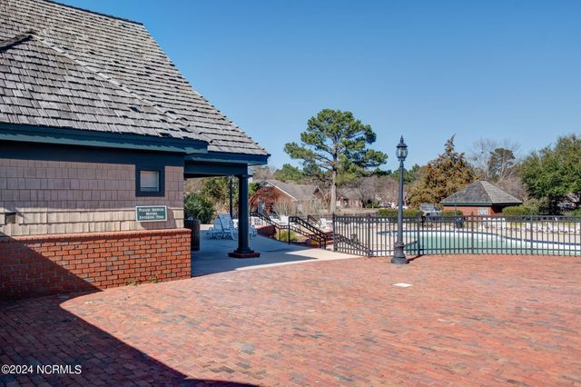 114 Firethorn Circle, Wallace, NC 28466