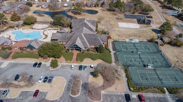 114 Firethorn Circle, Wallace, NC 28466