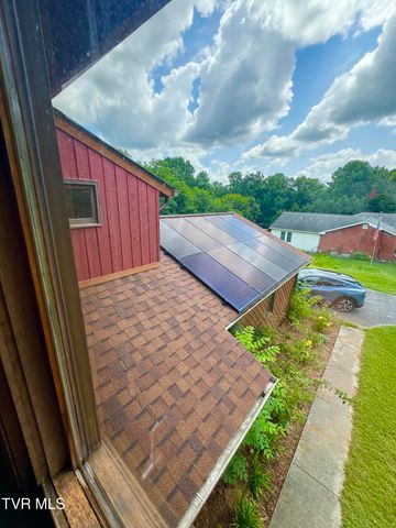 4 South Hills Circle, Johnson City, TN 37601