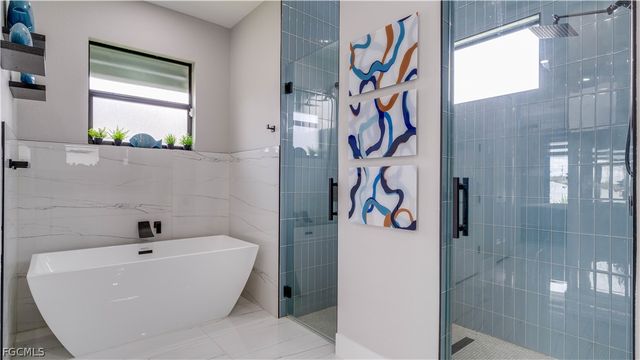 4211 10th ST SW, Lehigh Acres, FL 33976