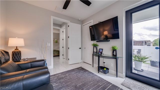 4211 10th ST SW, Lehigh Acres, FL 33976