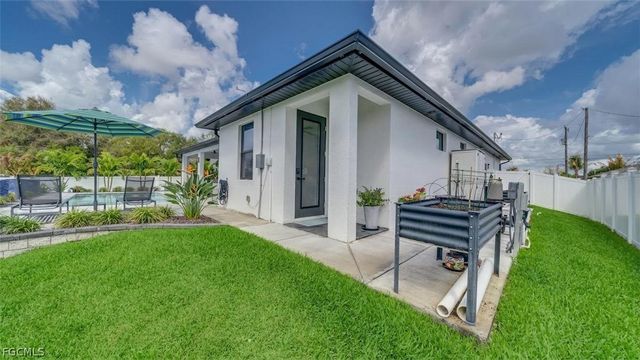 4211 10th ST SW, Lehigh Acres, FL 33976