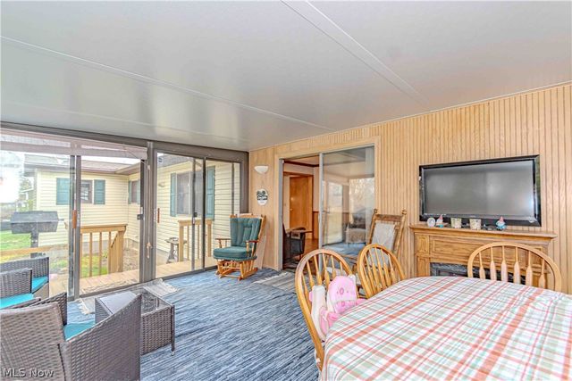 2989 Fair Oaks Drive, Norton, OH 44203