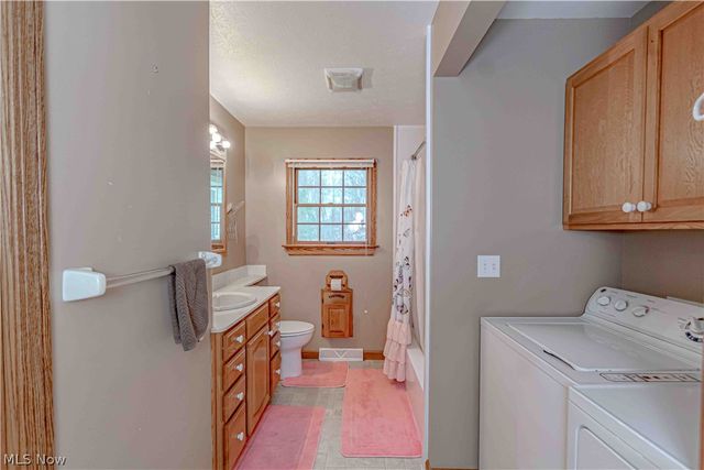 2989 Fair Oaks Drive, Norton, OH 44203