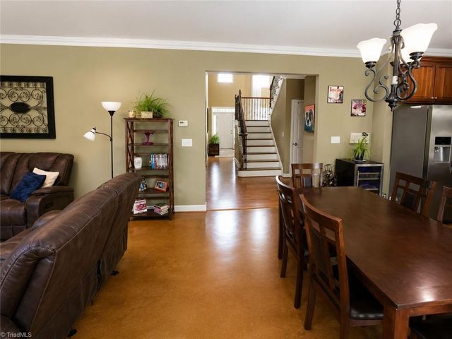 4617 Dry Creek Court, High Point, NC 27265