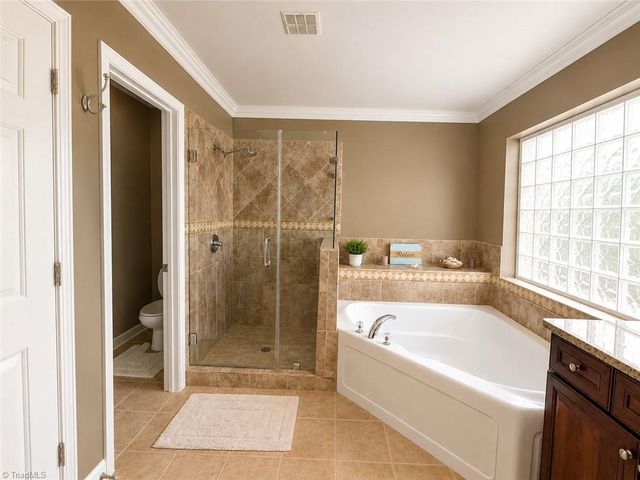 4617 Dry Creek Court, High Point, NC 27265