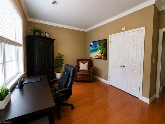 4617 Dry Creek Court, High Point, NC 27265
