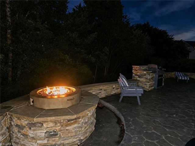 4617 Dry Creek Court, High Point, NC 27265