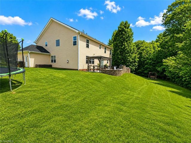 4617 Dry Creek Court, High Point, NC 27265