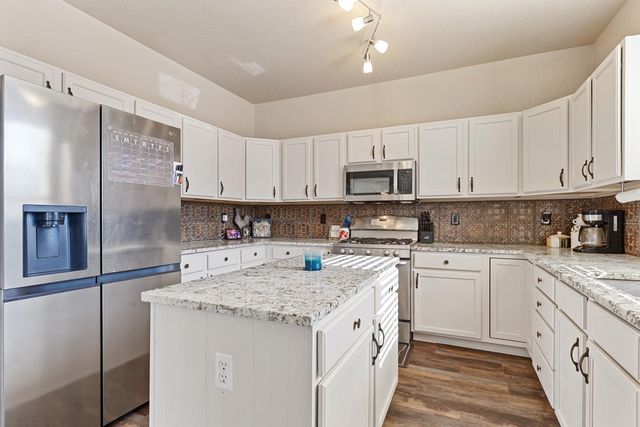 1383 Peppoli Loop SE, Rio Rancho, NM 87124