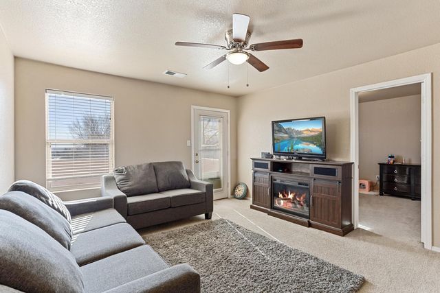 1383 Peppoli Loop SE, Rio Rancho, NM 87124
