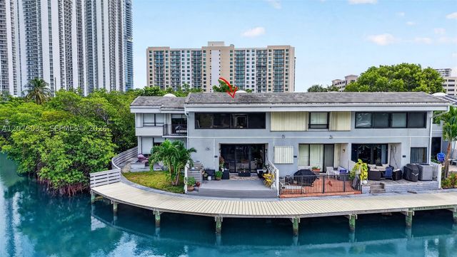 203 Poinciana Dr 103, Sunny Isles Beach, FL 33160