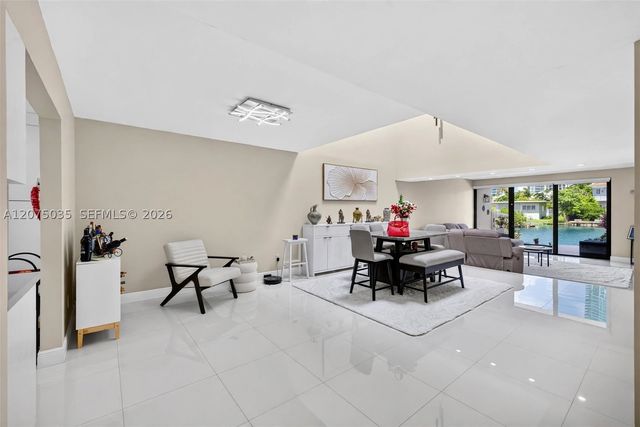 203 Poinciana Dr 103, Sunny Isles Beach, FL 33160