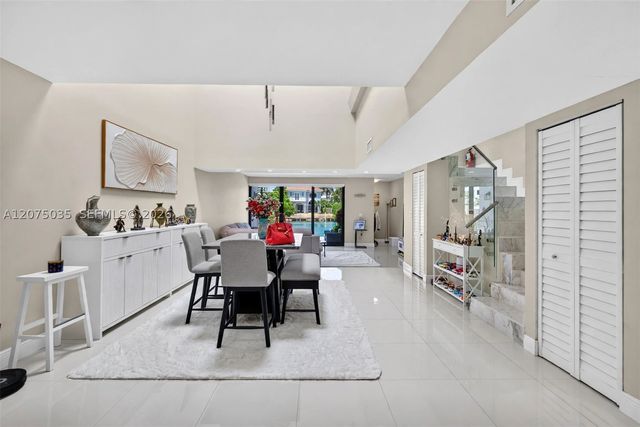 203 Poinciana Dr 103, Sunny Isles Beach, FL 33160