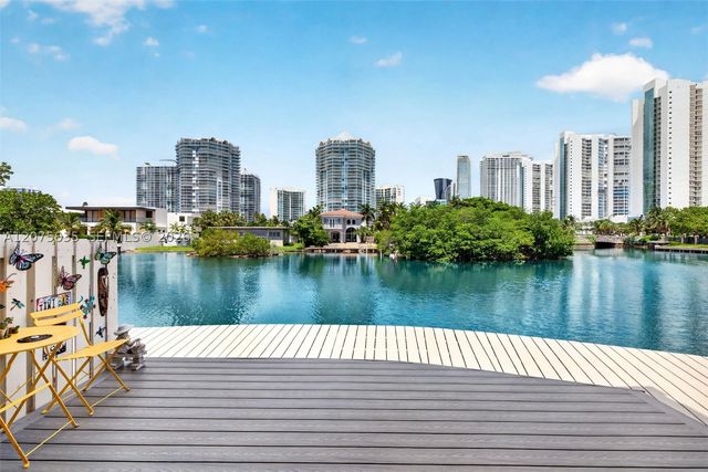 203 Poinciana Dr 103, Sunny Isles Beach, FL 33160