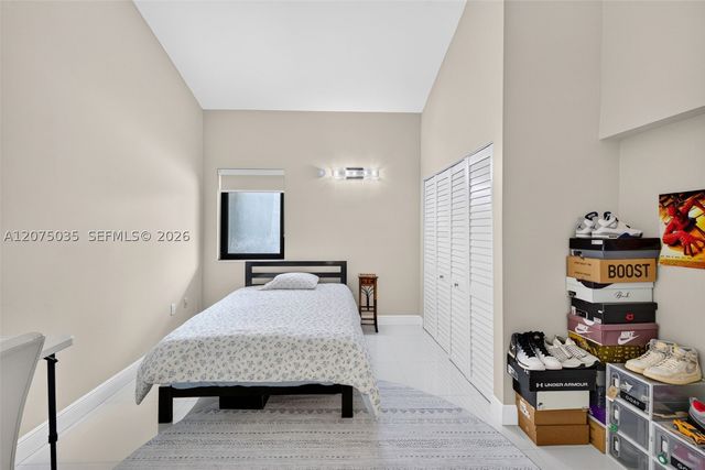 203 Poinciana Dr 103, Sunny Isles Beach, FL 33160