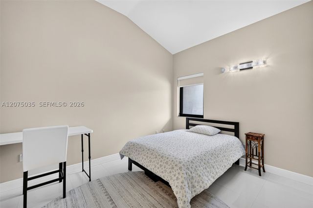 203 Poinciana Dr 103, Sunny Isles Beach, FL 33160