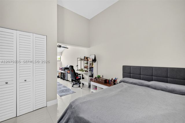 203 Poinciana Dr 103, Sunny Isles Beach, FL 33160