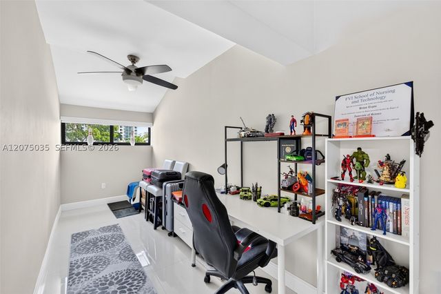 203 Poinciana Dr 103, Sunny Isles Beach, FL 33160