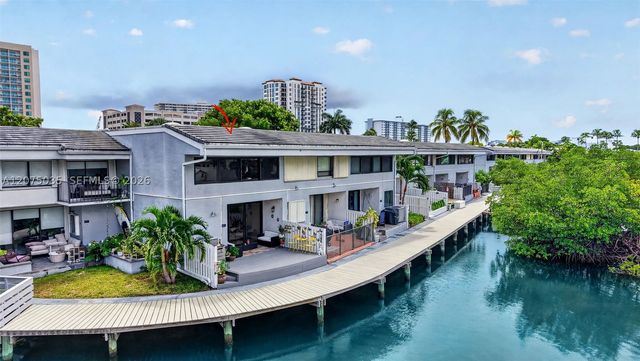 203 Poinciana Dr 103, Sunny Isles Beach, FL 33160