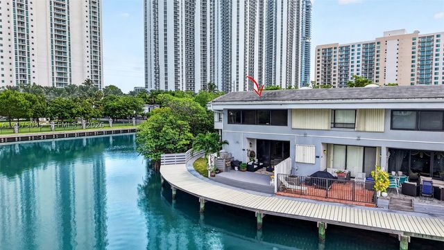 203 Poinciana Dr 103, Sunny Isles Beach, FL 33160
