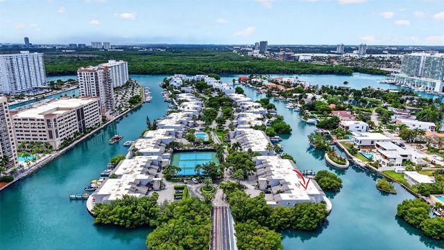 203 Poinciana Dr 103, Sunny Isles Beach, FL 33160