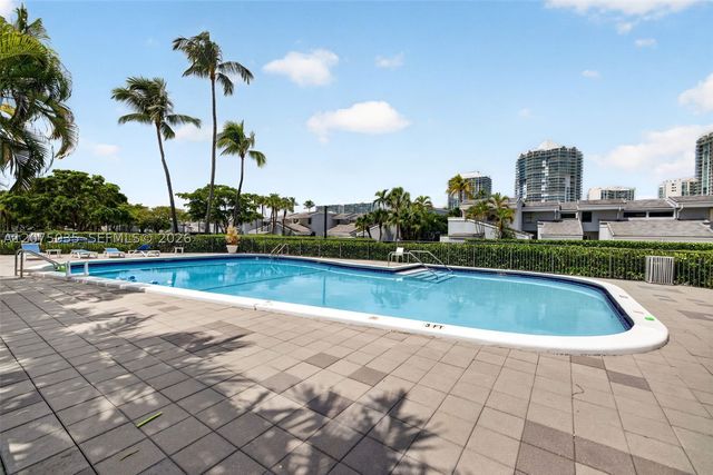 203 Poinciana Dr 103, Sunny Isles Beach, FL 33160