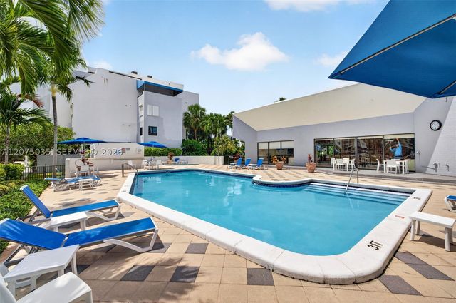 203 Poinciana Dr 103, Sunny Isles Beach, FL 33160