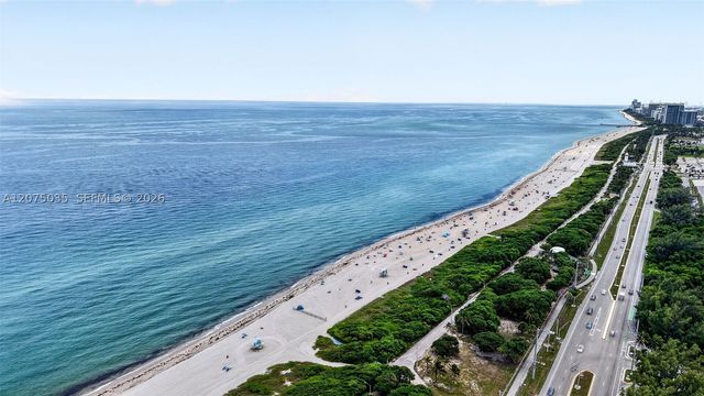 203 Poinciana Dr 103, Sunny Isles Beach, FL 33160