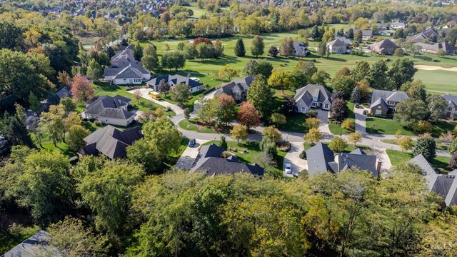 1053 Charter Place, Centerville, OH 45458