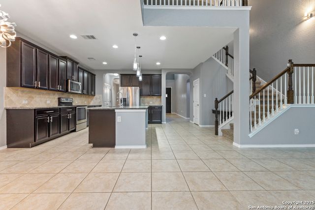 10419 Bulwark Peak, Converse, TX 78109