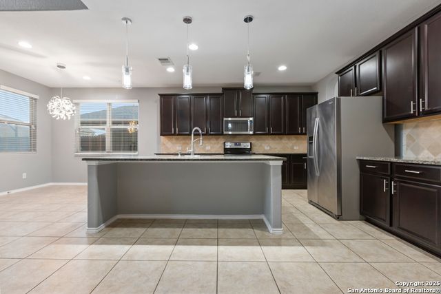 10419 Bulwark Peak, Converse, TX 78109