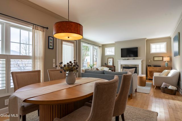 10 Maria Lane, Saratoga Springs, NY 12866