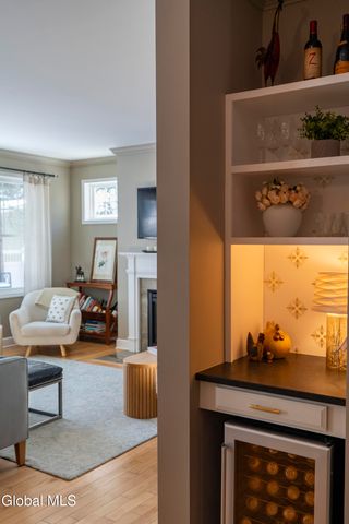 10 Maria Lane, Saratoga Springs, NY 12866