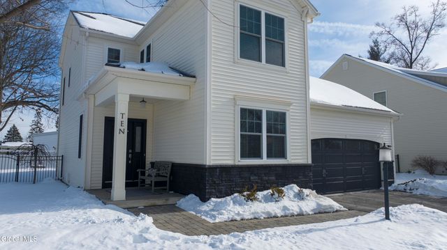 10 Maria Lane, Saratoga Springs, NY 12866