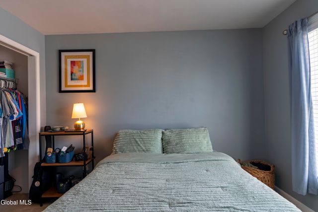 10 Maria Lane, Saratoga Springs, NY 12866