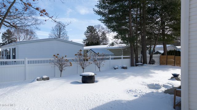 10 Maria Lane, Saratoga Springs, NY 12866