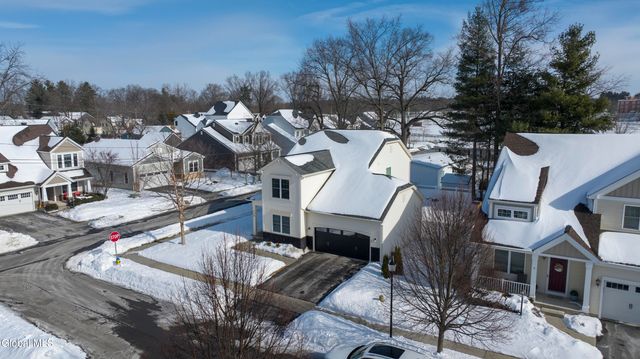 10 Maria Lane, Saratoga Springs, NY 12866