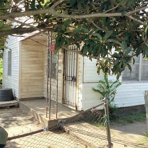3450 Drew Street, Houston, TX 77004