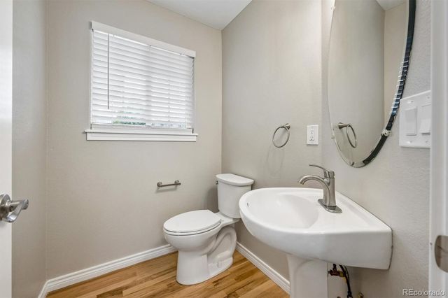 2038 Falcon Drive, Longmont, CO 80503