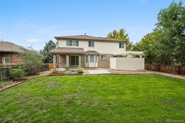 2038 Falcon Drive, Longmont, CO 80503