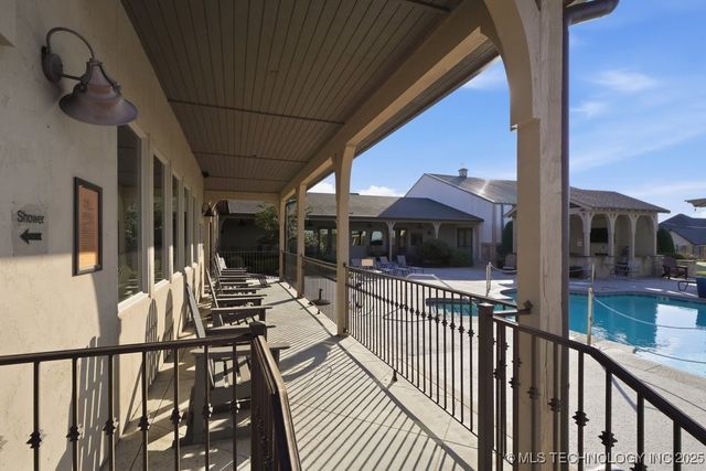 8434 S Phoenix Place, Tulsa, OK 74132