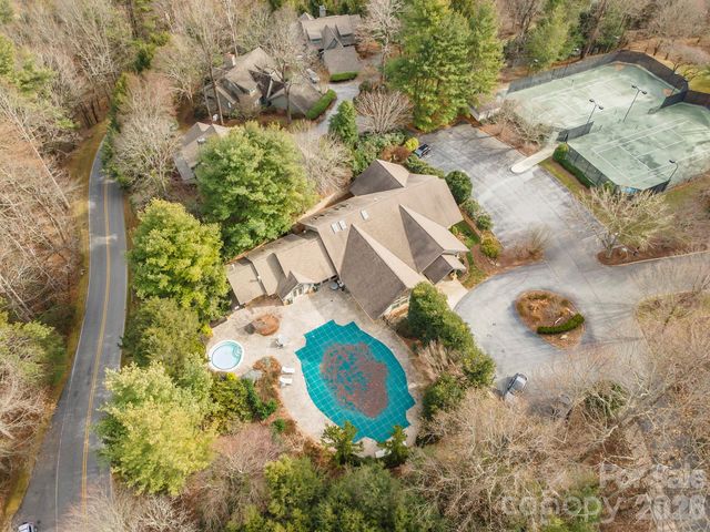 24 Falls Lane 391, Hendersonville, NC 28739