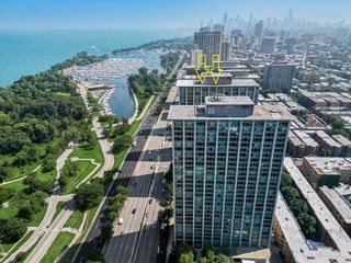 3600 N Lake Shore Drive 1205, Chicago, IL 60613