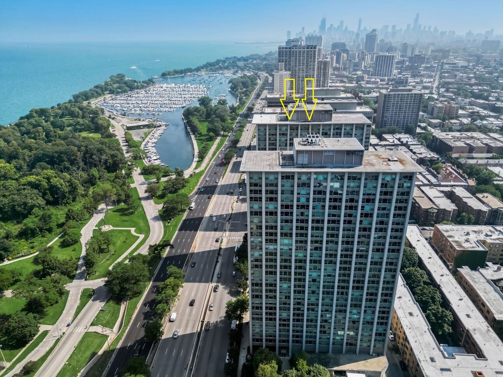 3600 N Lake Shore Drive 1205, Chicago, IL 60613
