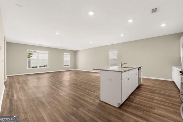 4335 Magpie Drive, Hoschton, GA 30548