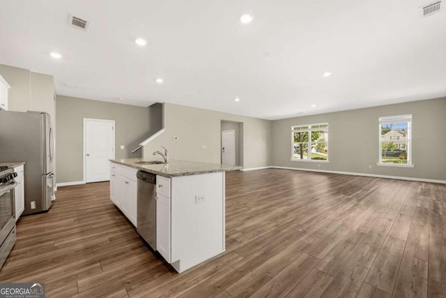 4335 Magpie Drive, Hoschton, GA 30548