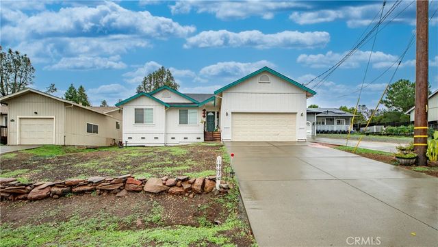 19070 Ravenhill, Hidden Valley Lake, CA 95467