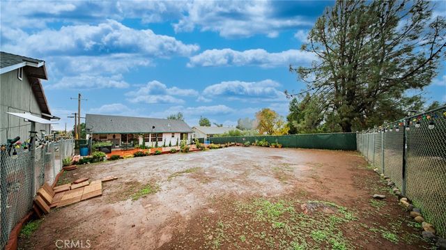 19070 Ravenhill, Hidden Valley Lake, CA 95467